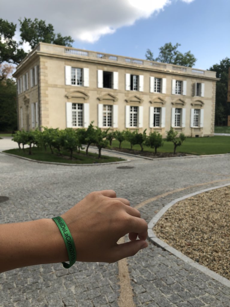 mediacrossing's tweet photo. L’agence est bien arrivée au #DomainedeRaba pour la #nuitdelacom ! 💫 https://t.co/vmR0mcxCOP