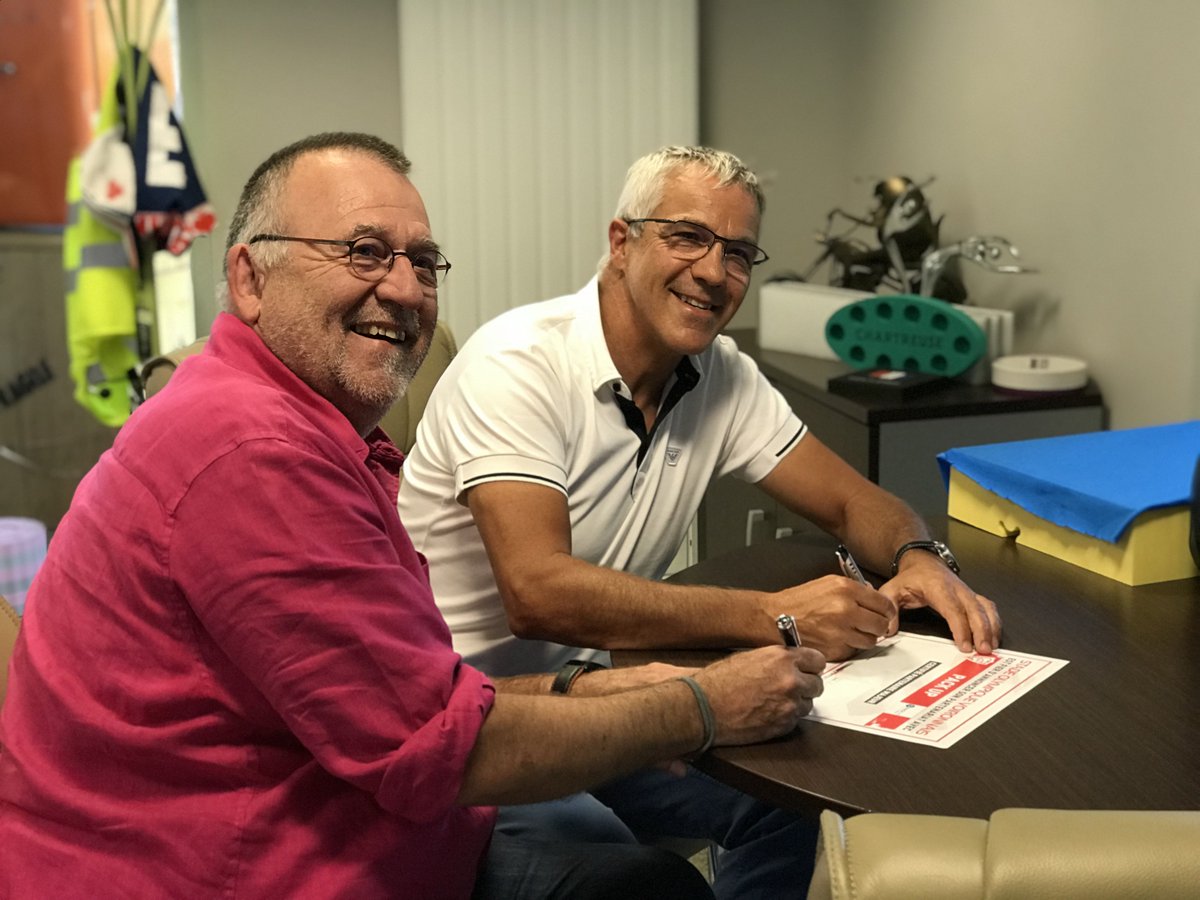 PackUpGroup's tweet image. Pack Up est fier de vous annoncer le renouvellement de notre partenariat avec le Stade Olympique Voironnais pour la saison 2018/2019 ! 🙂🏈 #sponsor #rugby #sport