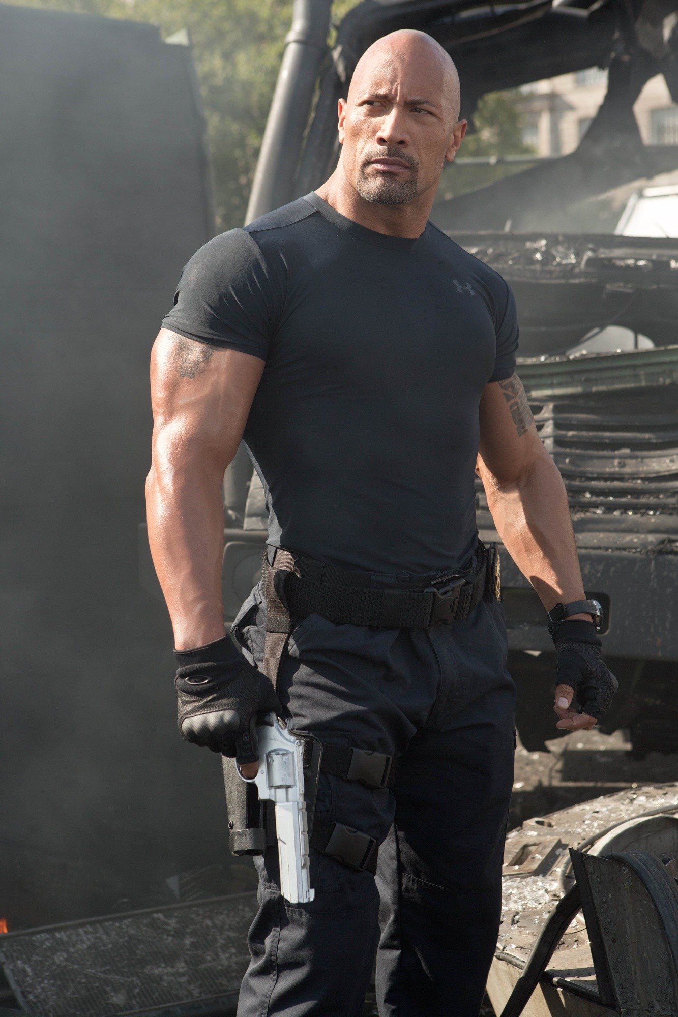 むさ Musa ワイススピ スピンオフ Hobbs And Shaw Hobbs ルーク ホブス ドゥエイン ジョンソン Shaw イアン ショウ ジェイソン ステイサム ヴァネッサ カービーはイアン ショウの妹でmi 5エージェント T Co