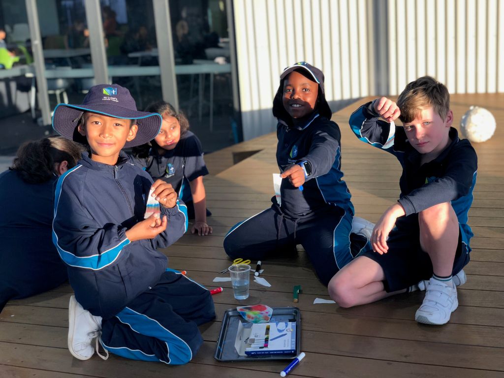 StLukesMP's tweet photo. Stage One experimented with Chromatography yesterday in Activities Club. They separated colours using water. #6to6 #extendedschoolday #learningbasedactivities https://t.co/zaDQZCIKH7