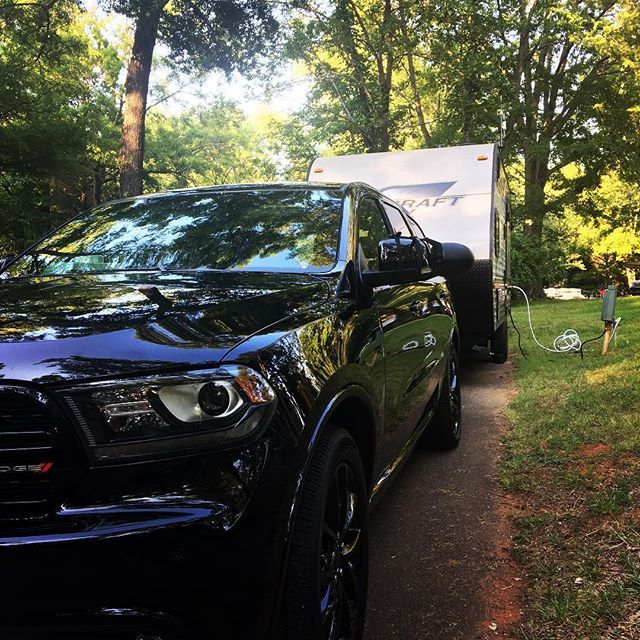 MINIRAMBLE's tweet photo. We were lucky enough to nab one of the last #campsites at #carowinds for this #4thofjuly #holiday 😁👍 We plan to park our butts #poolside most of the day tomorrow and watch the #fireworks tomorrow night. 😉😊.
.
.
.
#northcarolina #southcarolina #nc #sc… https://t.co/UHB5v6NKwf https://t.co/Ndzwp43NAV