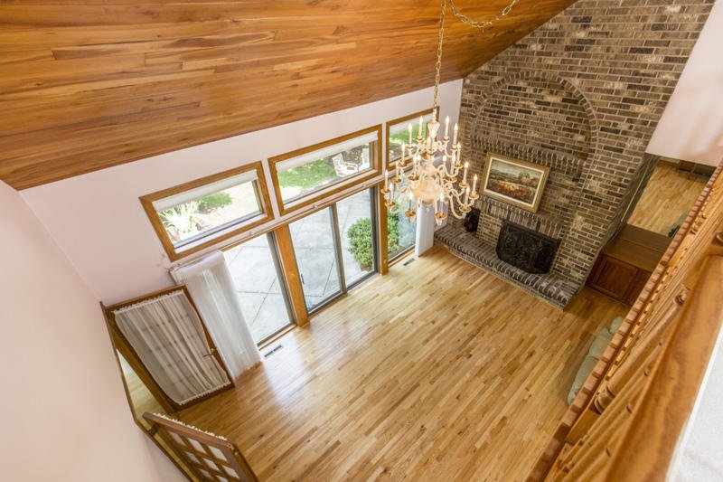 TheLienTeam's tweet photo. Awesome Cape Cod in a great location 📍! Nicely landscaped yard, &amp; large patio great for entertaining😁🙌🏼🎉!

Check out our Instagram (@thejefflienteam_wi_realtors) for more pictures! 📸

#dreamwithlien #thejefflienteam https://t.co/fED0z44VeK