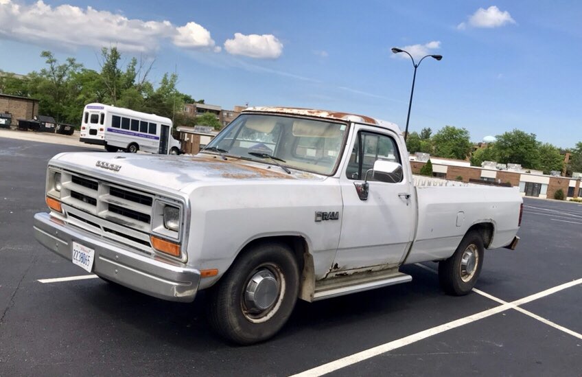 Car_Guy_Tom's tweet photo. #carspotter #Dodge #PreRam https://t.co/APksOIT8hA