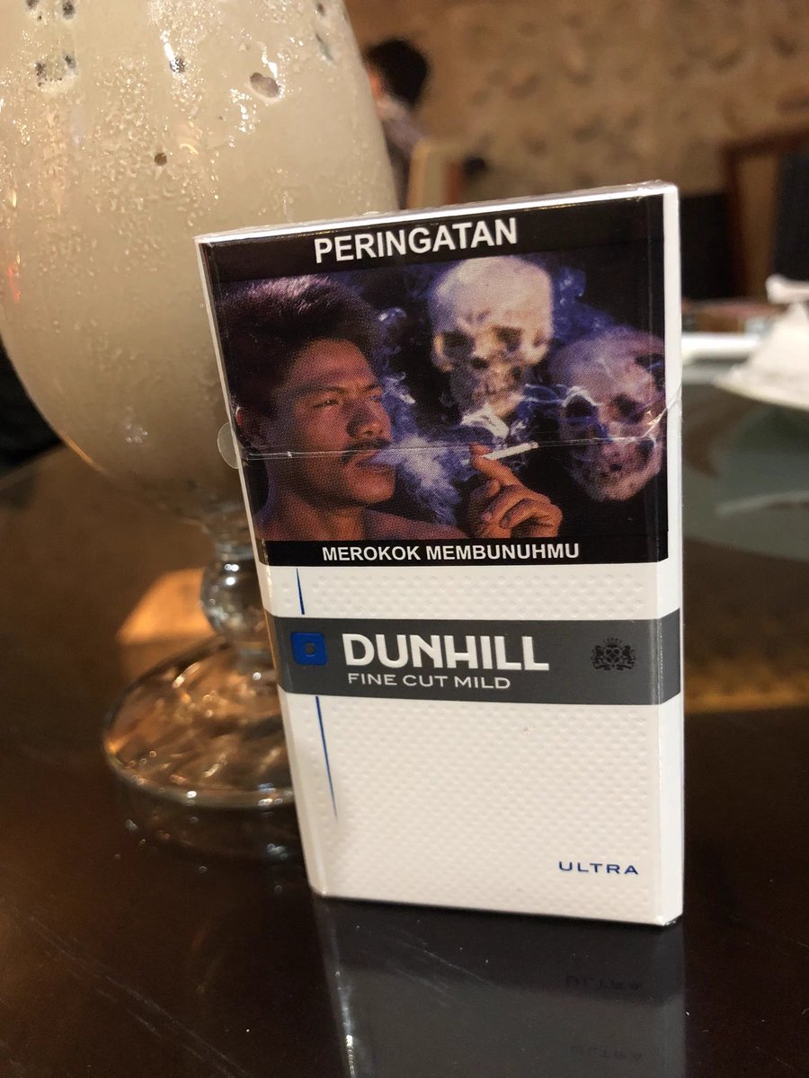 yagadigi's tweet image. Abis ngerokok, mau ketemu client tapi khawatir baju bau rokok? Udah nggak zamannya lagi. cobain aja yang baunya nggak nempel di baju dan di kulit. Dunhill Ultra. #UltraLessSMELL #LessSMELLisMore