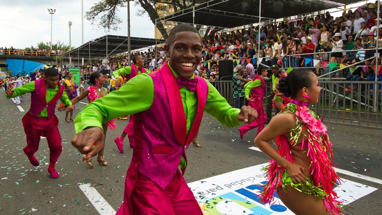 OITAmericas's tweet photo. #Colombia: La capital de la salsa apunta al turismo para crear empleos. [Lea el reportaje completo aquí: https://t.co/u2r1iQIMz4] Foto: @AlcaldiaDeCali https://t.co/yGL6lbD3c6