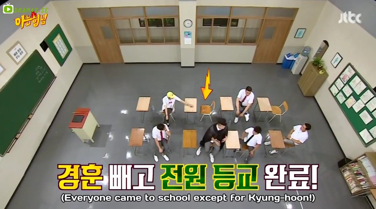 SLonggoodbye's tweet photo. EP 35
- KH's late
- HC : "DId kyunghoon quit?"
#Kyunghoon #Heechul #Justasecoundminbeforekyunghoonarrive #HClooksad #whyareyousosad #HandonThetable https://t.co/knLbjhqL35