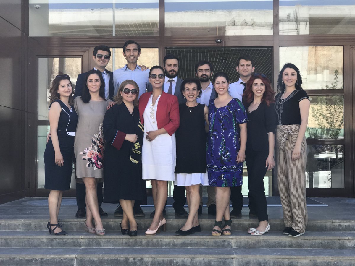 begumhan_'s tweet photo. #tercih2018 döneminde @hkunv "Fizyoterapi ve Rehabilitasyon Bölümü" olarak, mesleğimizle ve eğitimimizle ilgili öğrenmek istedikleriniz için yanınızda olacağız! @proftameryilmaz https://t.co/EPxHMHJsdb