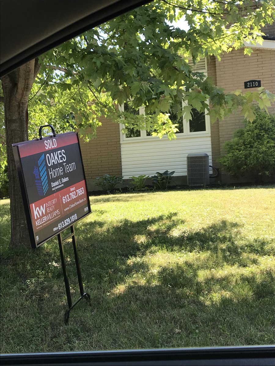 DeltaD613's tweet photo. Sqqqwwweeeeellll!  New house for me Aug 1st!! https://t.co/kgs65NPun6