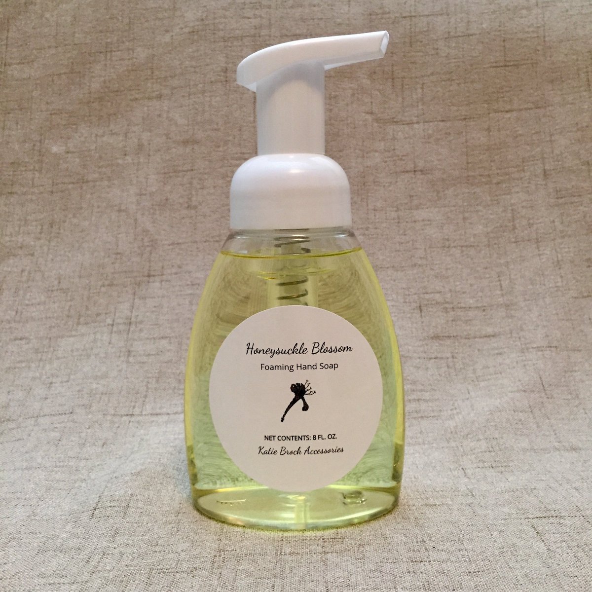 SinclairSoap's tweet image. Honeysuckle Blossom Foaming Hand Soap #handcrafted #bath #beauty #handmade #homemade
$5.00
➤ goo.gl/kZDHzV
via @outfy