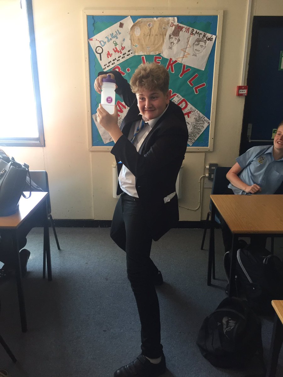 educating_eco's tweet photo. Check out our reusable bottle. It is #bpa free, dishwasher safe and is just Β£3. It holds 500ml of water and can be refilled with the school fountains. Order yours now on school comms. @BishopChalloner #bcservice #plastic https://t.co/3eDNAgw7Ha