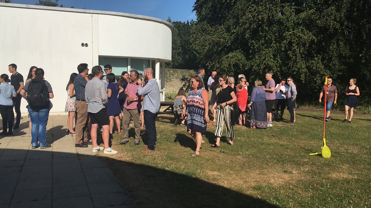 ishnamistry's tweet photo. BBQ, pimms and a nail biting England game. Fantastic Oncology summer party 😎🏴󠁧󠁢󠁥󠁮󠁧󠁿☀️@Hammond_Lab @KLeszczynsk @EL_Gottgens https://t.co/7AQdBdKrx4