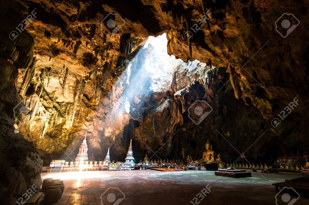 Hunter11Mr's tweet image. #Airflowmeter # ThailandCave
This is not a prediction, however is a hidden fact. There is a second opening in the cave trapping the teenagers in coach. Air flow meter may help. Second opening is near monk point. Upwards.