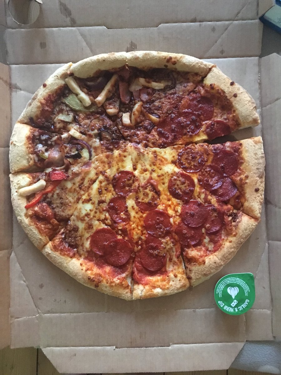 Dom212121's tweet photo. @DominosPlymouth my pizza last Thursday wasn’t exactly 50/50, disappointing after waiting an hour! https://t.co/gMccB19p2V