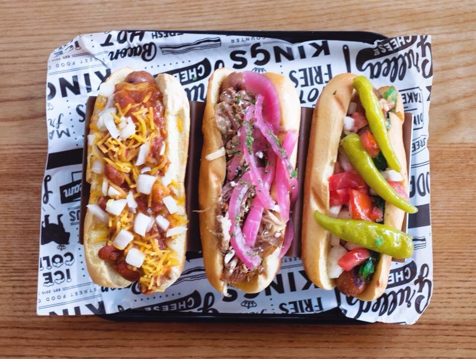 KINGSdtsp's tweet photo. We are open regular hours tomorrow—come through for all of the classics! 🇺🇸🍺🌭 #KINGSdtsp https://t.co/obevJqSNe7