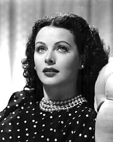 Rogeronimo_com's tweet photo. Hey @DebraMessing, I'm watching a doc on #HedyLamarr &amp; I can't help but wonder ~ how long until you play her in a biopic? https://t.co/BZ0aGBmOKl