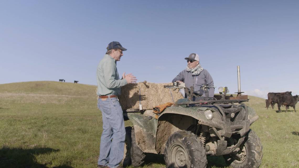 We had a blast showing Chef Andrew Zimmern our ranch and introducing him to our premium Angus-Wagyu beef! Catch us on Bizarre Foods TONIGHT at 9pm on the Travel Channel! #bizarrefoods #angus #wagyu #ponyexpress <a href="/andrewzimmern/">Andrew Zimmern</a> <a href="/travelchannel/">Trvl Channel</a>
.
.
. andrewzimmern.com/2018/07/02/biz…