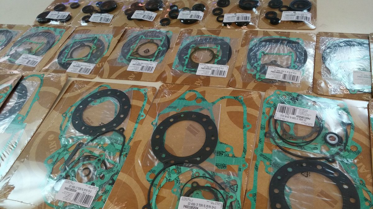 chestermanpp's tweet photo. 6th Place in 2018 @PulpMXFantasy Supercross! Thanks @DanTruman101 and @pulpmx and Athena Powersports! The winnings went toward CR500 rebuild gasket for our QRC microsprints! Should be good for a while! https://t.co/LNIgpjZnVB