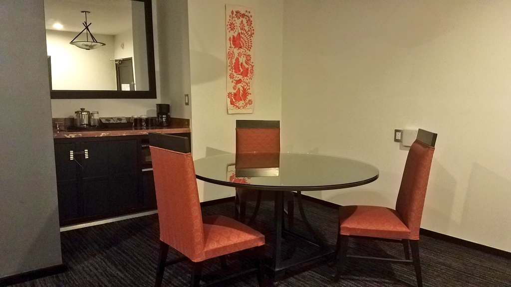 Another awesome hotel option in #MexicoCity is <a href="/LeMeridienMex/">Le Méridien Mexico</a>. This luxe property sits on the famed Paseo de la Reforma and has spacious suites with modern decors. #travel #lovetravels