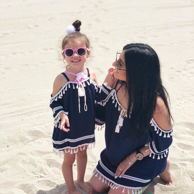 patpatshopping's tweet image. 🍍Mommy and Me Pretty Tassel Off-shoulder Beach Cover-ups in Navy🍍#patlife via @eleni_nicolo
Shop it now&amp;gt;&amp;gt;bit.ly/2KMp7Tf
12% OFF COUPON CODE: twitter12 
25% OFF CODE for first purchase: eqruEV