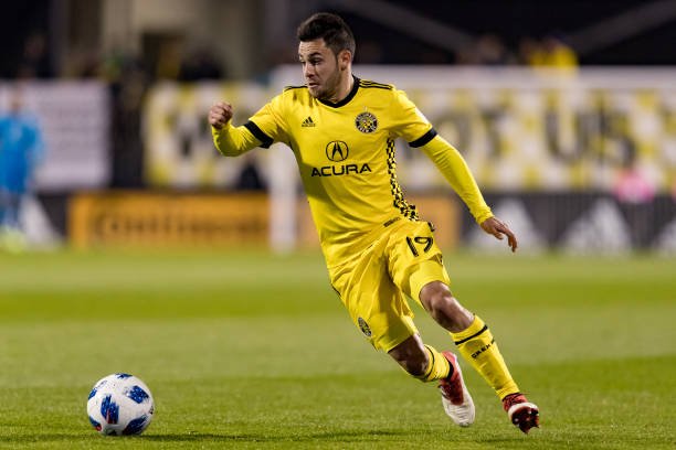 Milton Valenzuela (19 años) dejó Newell's donde jugó pocos partidos en la primera y recaló en el  #ColumbusCrew. El lateral izquierdo fue titular en 2 de los 3 partidos de Argentina en el Mundial Sub 20 de Corea. En la  #MLS jugó 17 de los 19 partidos de su equipo en el torneo.