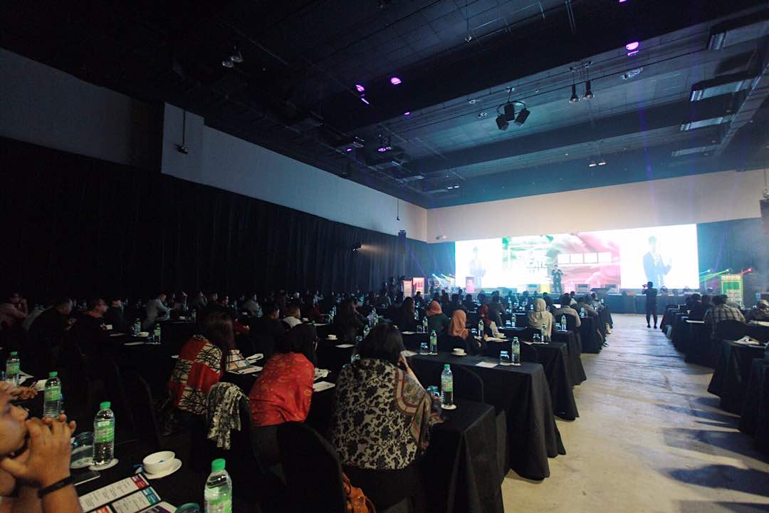 MITEC_MY's tweet photo. #MSMW2018
#EventsatMITEC #MITEC #VenueofChoice #justdifferent https://t.co/oXoHlEyPLt