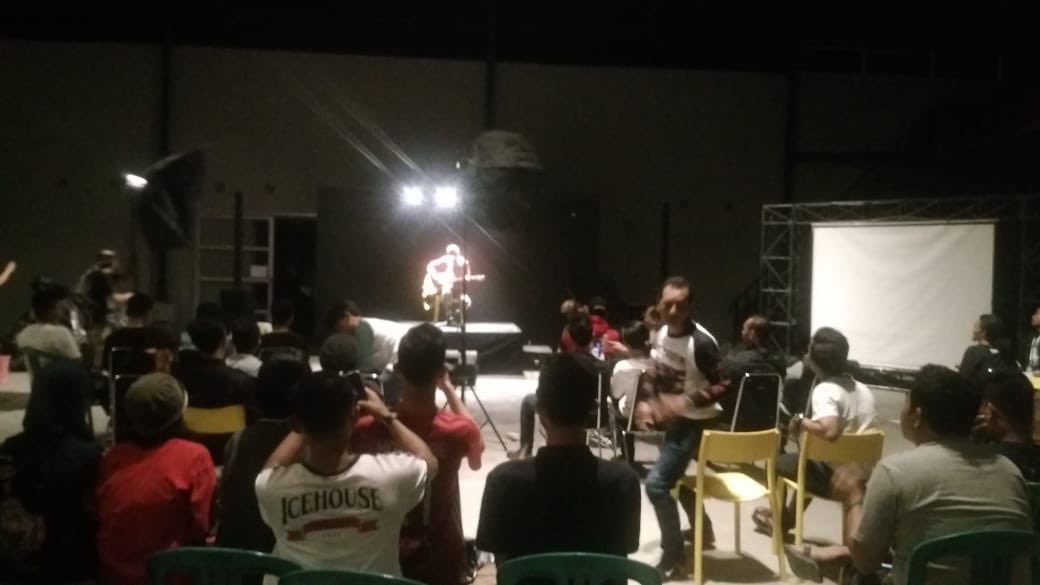 gastonkatanya's tweet image. Ketika banyak orang yg nyiyir ttg #revolusimental kami telah, sedang dan terus membangun karakter anak bangsa melalui @budayasaya @IndTalent @Mobistrimi @Pecandu_Rindumu @ganjarpranowo @killthedj @Kemdikbud_RI #belajarbersamamaestro2018