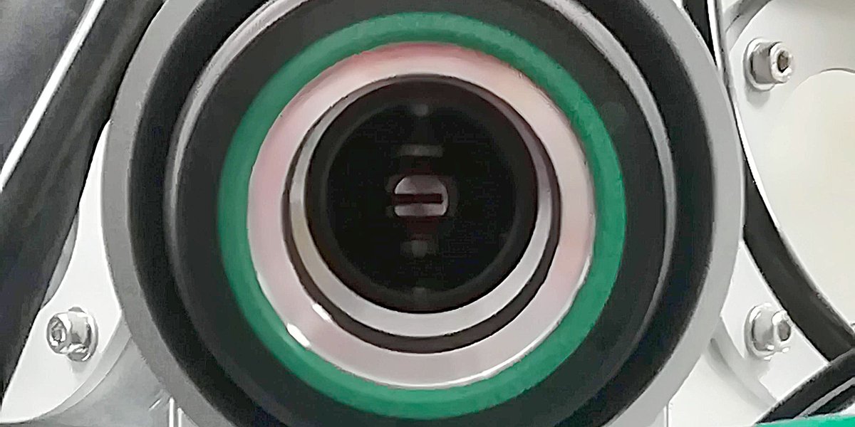 JemimaBurden's tweet photo. For TEM tech-tweeps....The view of the specimen holder from the point of view of the ion getter pump! #unusualview #tecnai #electronmicrosopy https://t.co/MpcOQmp20Z