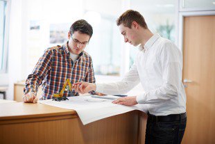 #Liebherr is looking for a Business #Apprentice! This is a 4 year apprenticeship programme based in Biggleswade Bedfordshire. Full info here tinyurl.com/liebherrBusine… #Apprenticeship