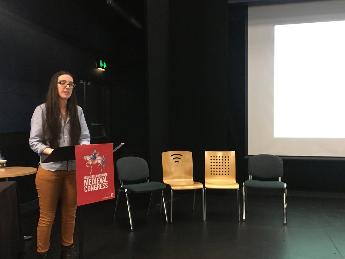 davidcrangel's tweet photo. Helen Leslie-Jacobsen concludes that the fragment is related to Norwegian legal tradition in manuscripts and it validates Norwegian Law in the context of the Klamath Union being use as both a spiritual and a political device #IMC2018 #s1041 https://t.co/iDkJLltJY9