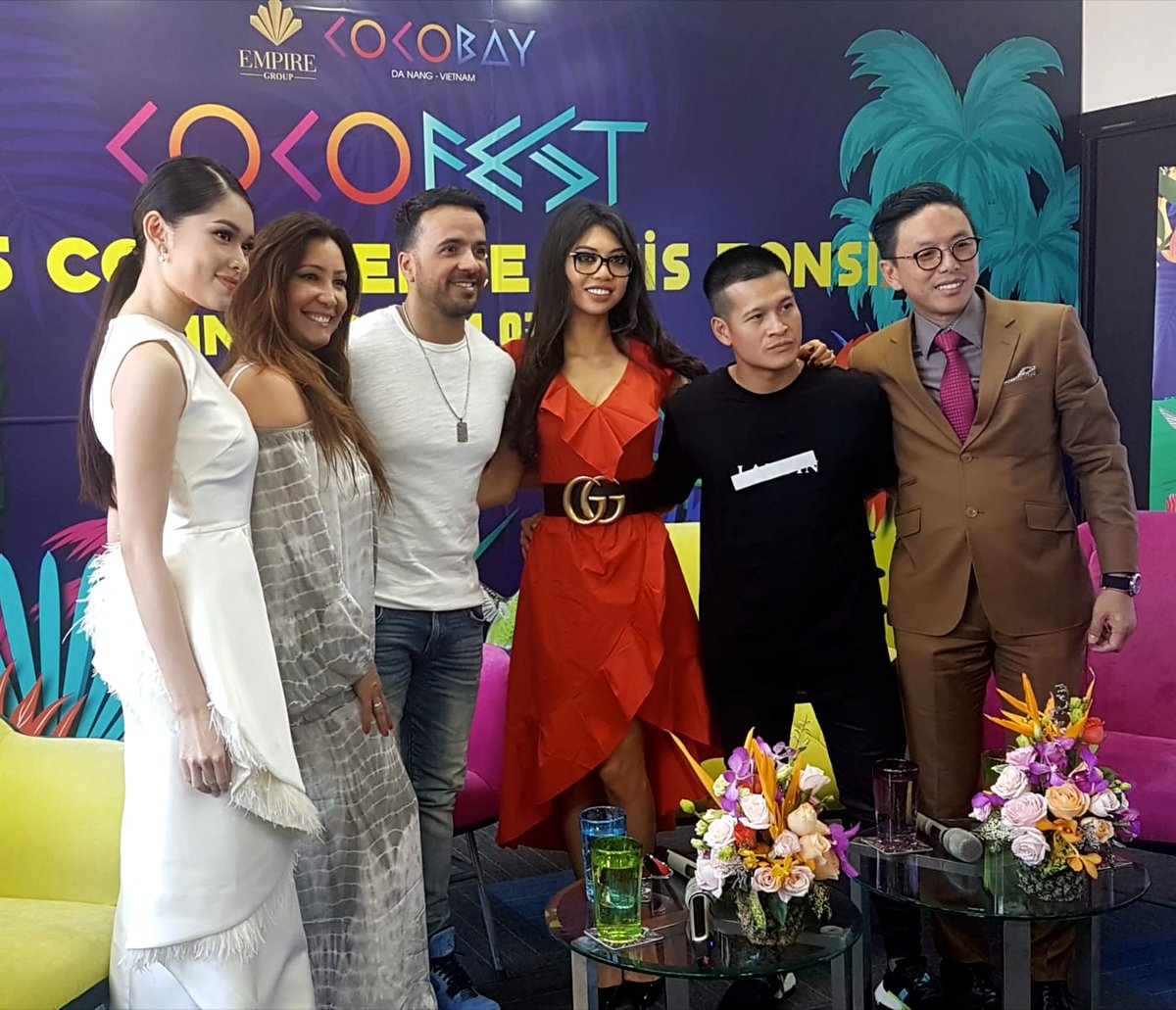 maupyworldwide's tweet photo. Press Conference @LuisFonsi @CocobayOfficial @MariaRBravo #Cocofest #Cocobay #Cocofest18 #TropiCoco18 #LocoSummer #Cocobay #LiveYourLife #LuisFonsi https://t.co/dJrEMacWBj