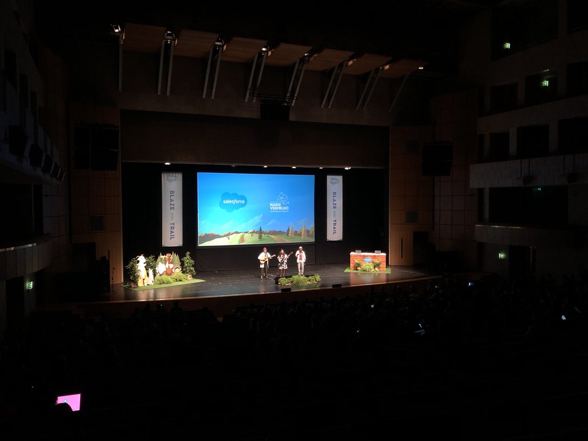 Fgallego74's tweet image. BaseCamp Lisboa! Here we go!
#SalesforceLIS #Ohana