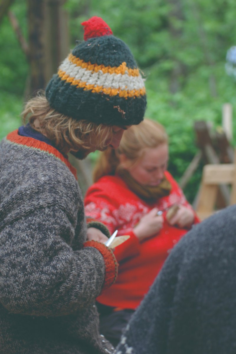 Recent feedback: "What a fantastic way to spend a Sunday in the woods, the fire lit, interesting conversation flowing. I cannot recommend Felix as a teacher enough, or the setting of Dartington. Will be back!" #spoons dartington.org/event/crafted-…