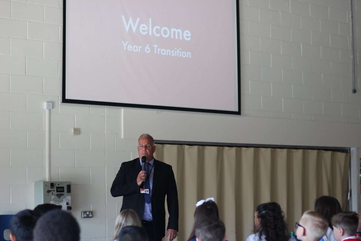 .<a href="/CockshutHillSch/">Cockshut Hill School</a> Transition Day is here! Welcome to our new Year 7 students, exciting day ahead and I think Mr Harper agrees!  #NothingButTheBest