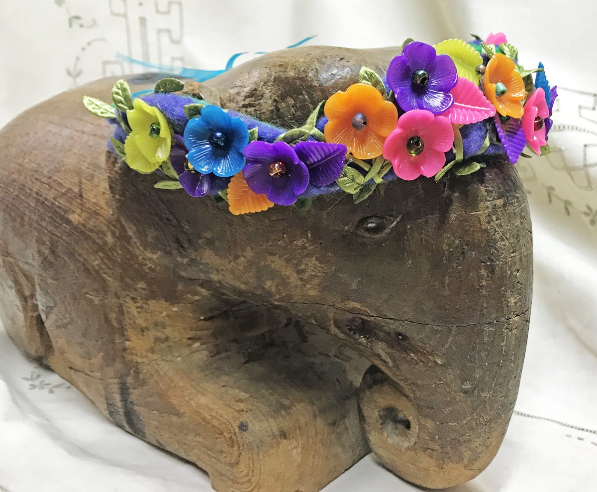 plastic flower crown