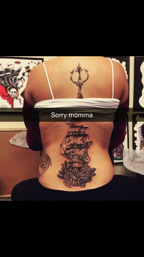 ___SamanthaLee's tweet photo. @dmrei6 @xLeslieLeal I have only 7, but here’s my biggest ones. Just waiting to have my son to sleeve down. https://t.co/x8OqpI1G3C