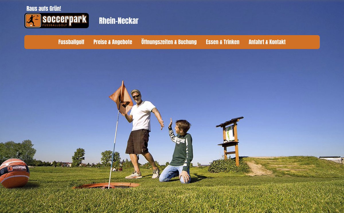 advamannheim's tweet photo. Soccerpark Rhein-Neckar - Raus auf's Grün!
Hier muss das Runde ins Runde! Fussballgolf ist eine – in Deutschland noch recht junge, aufstrebende – Trendsportart, die die beiden Sportarten Fussball und Golf kombiniert. 
Zu Soccerpark: https://t.co/Lfe5Hzs4f4 

#advatippspiel #ADVA https://t.co/WDnvLejZgT