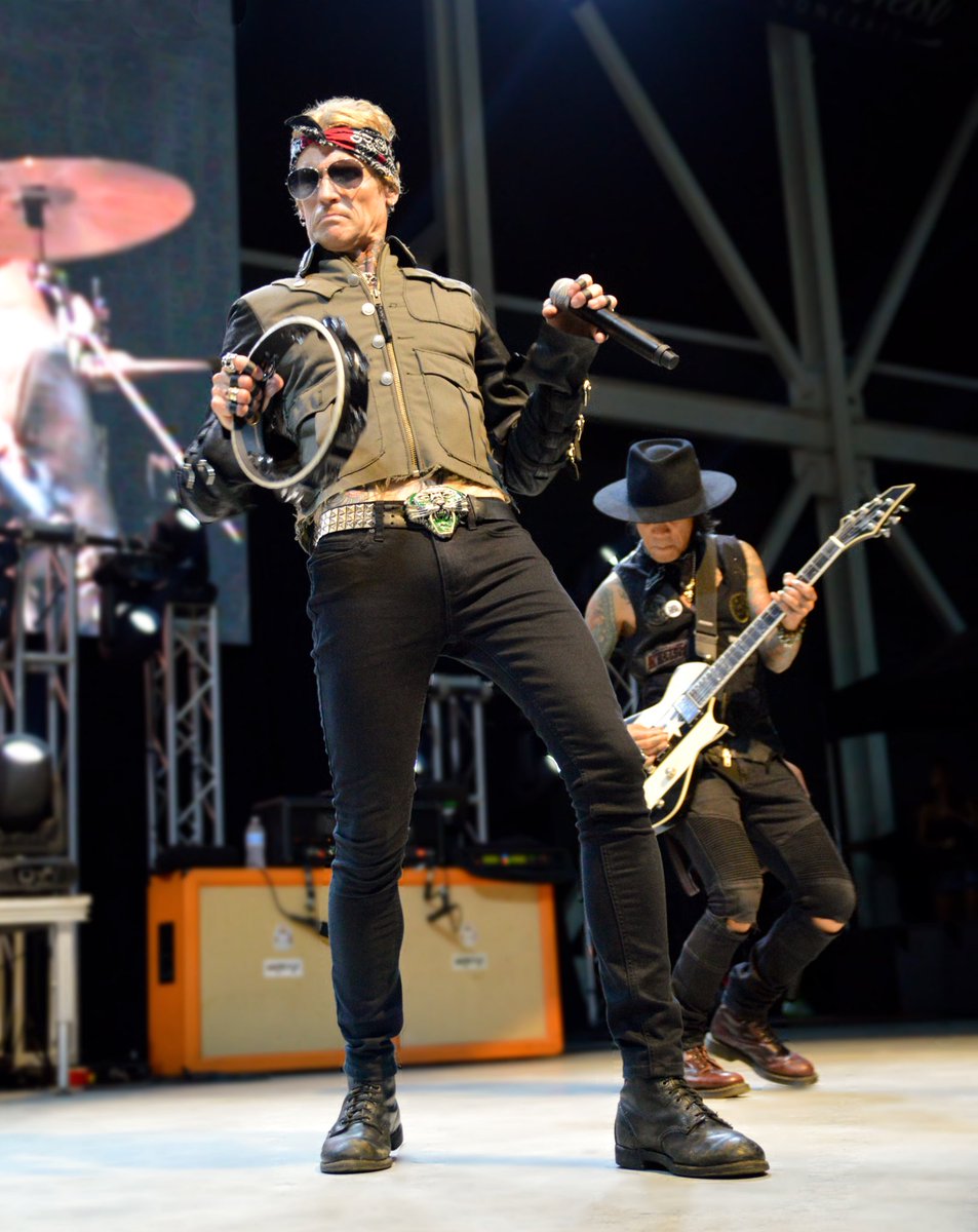 MusicFestNews_'s tweet photo. Josh Todd and Stevie D of Buckcherry rocked South Florida tonight! An epic show that brought this bands best! 📸 by Rick Munroe @jtbuckcherry @Buckcherry @ROCKFESTCONCERT @StevieDacanay #buckcherry #joshtodd #rockfestconcerts #miramar https://t.co/oY0R4z2xUN