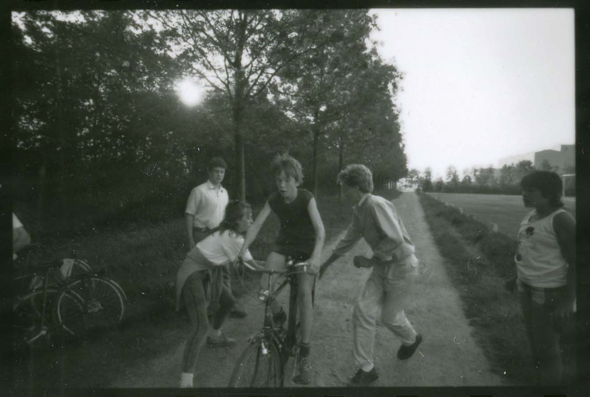 Kinderdorp Neerbosch organiseerde voor de kinderen hun eigen Olympische Spelen. Hierbij kon een wielerwedstrijd niet ontbreken. #TourdeFrance #collectievissen