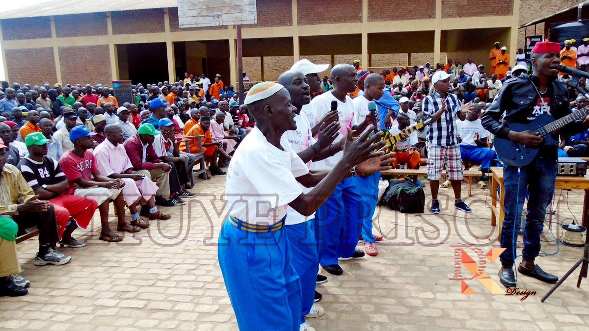 HuyePrison's tweet photo. Kuwa 04/07/2018, nkuko hose mu gihugu harimo kwizihizwa umunsi wo kwibihora ku nshuro ya 24, no muri Gereza zitandukanye mu Gihugu naho harizihizwa Umunsi utazibagirana mu mateka y' abanyarwanda. hano Kuri GEREZA ya HUYE ikiganiro cyatanzwe n' Umuyobozi wayo mukuru CSP J MUGISHA. https://t.co/gbtYbjcEaS