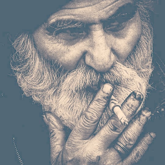 الهجر الجميل هجرٌ بلا أذَى، والصَفح الجَمِيل صَفح بِلا عِتَاب، والصَبر الجَمِيل صَبر بِلا شكْوَى