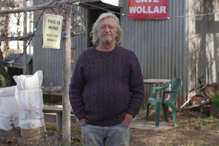 abcnews's tweet photo. Meet the last man standing in Wollar, where a mine expansion is pitting locals against American giant Peabody @abc730  https://t.co/HosEGOUg6M https://t.co/DkDU41C9WC