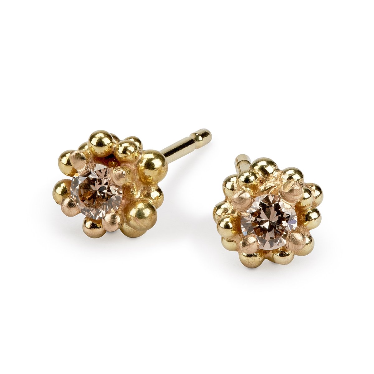 New cluster earrings with sparkling champagne diamonds surrounded in 14ct Gold granulation now at <a href="/tomfooleryLDN/">tomfoolery</a>. 

#GranulationJewels
#ChampagneDiamonds