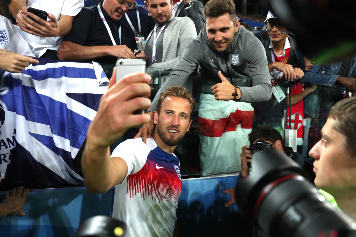 SpursOfficial's tweet photo. A night to remember for our @England boys! 

#WorldCup #FiveLions https://t.co/XxgtNJXfHm