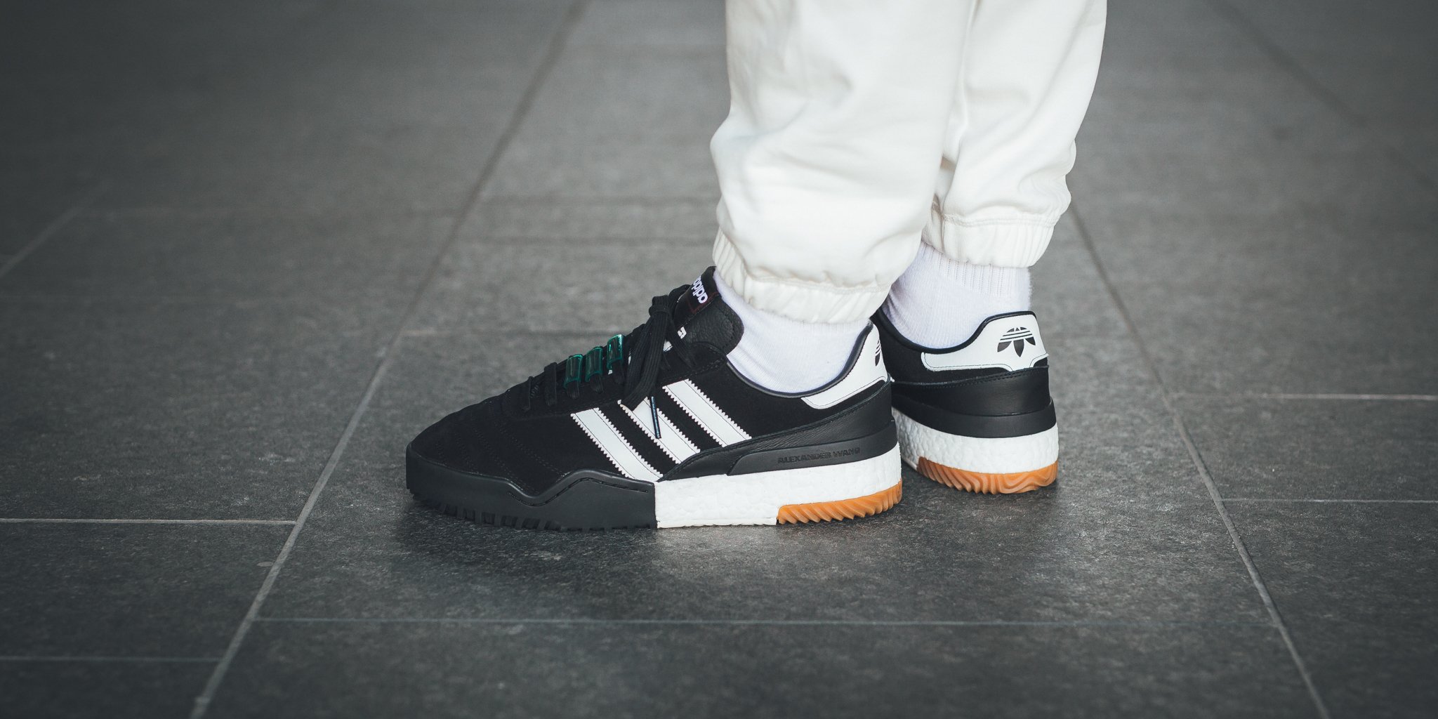 Met pensioen gaan zak Quagga Titolo on Twitter: "on #SALE! 💯💯💯 Alexander Wang x Adidas Bball Soccer - Core Black/Footwear White/Core Black purchase now 👉🏻 https://t.co/dHmPKr3a0L #adidas #aw #alexanderwang #wang #bball #soccer #black #sale #sales #sneakers #kicks # Met pensioen gaan zak Quagga Titolo on Twitter: "on #SALE! 💯💯💯 Alexander Wang x Adidas Bball Soccer - Core Black/Footwear White/Core Black purchase now 👉🏻 https://t.co/dHmPKr3a0L #adidas #aw #alexanderwang #wang #bball #soccer #black #sale #sales #sneakers #kicks #
