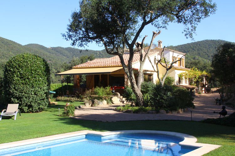 reiseoffer's tweet photo. FERIENHAUS, FERIENWOHNUNG europaweit direkt online buchen.
LAGE: Meer (5316). Am Golfplatz (4806). In den Bergen (1665). In einem Skigebiet (3726). Ländlich (7628), See (3502) oder Im Ferienpark (4449). Klicken Sie auf https://t.co/zPAp2jgJ4F https://t.co/XsXgcUXpB8