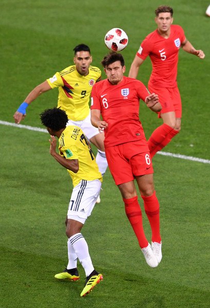 BrexitHarry's tweet photo. Beating ol’ Shitlocks in the air again. Last night’s results never in doubt! Celebrated with a pint of John Smiths and pack of extra hard crackling. Next stop - 1/4 finals against those flat pack albinos!!! #WorldCup #ItsComingHome #shitlocks https://t.co/eDw4tQImbF