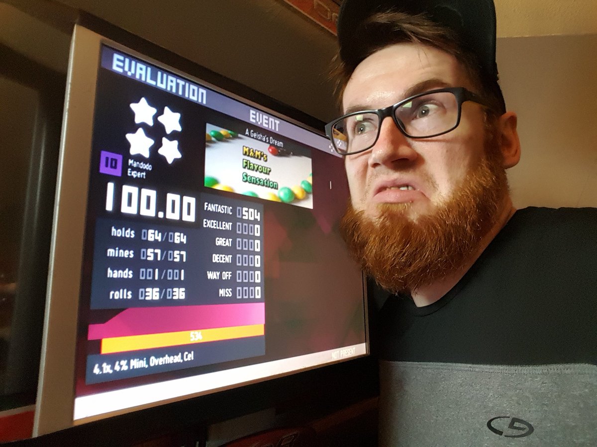 FLASHitude's tweet photo. We out here getting these quads on A 17 INCH MONITOR FROM THE STONE AGE #dancegames #inthegroove #inthegroove2 #itg #itg2 #itgflash #gaming #twitch https://t.co/tamtvyeA8Q