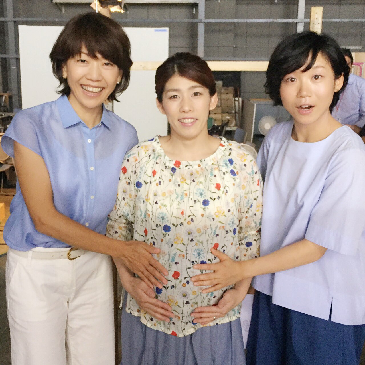 Twitter 上的 吉田沙保里 今回のr 1のcm撮影 豪華ゲスト 高橋尚子さんと高木美帆ちゃん 撮影が楽しみです 明治r1 体調第一家族 高橋尚子 さん 高木美帆 ちゃん T Co 53y3cilxk9 Twitter Twitter 上的 吉田沙保里 今回のr 1のcm撮影 豪華ゲスト 高橋尚子さんと高木美帆ちゃん 撮影が楽しみです 明治r1 体調第一家族 高橋尚子 さん 高木美帆 ちゃん T Co 53y3cilxk9 Twitter