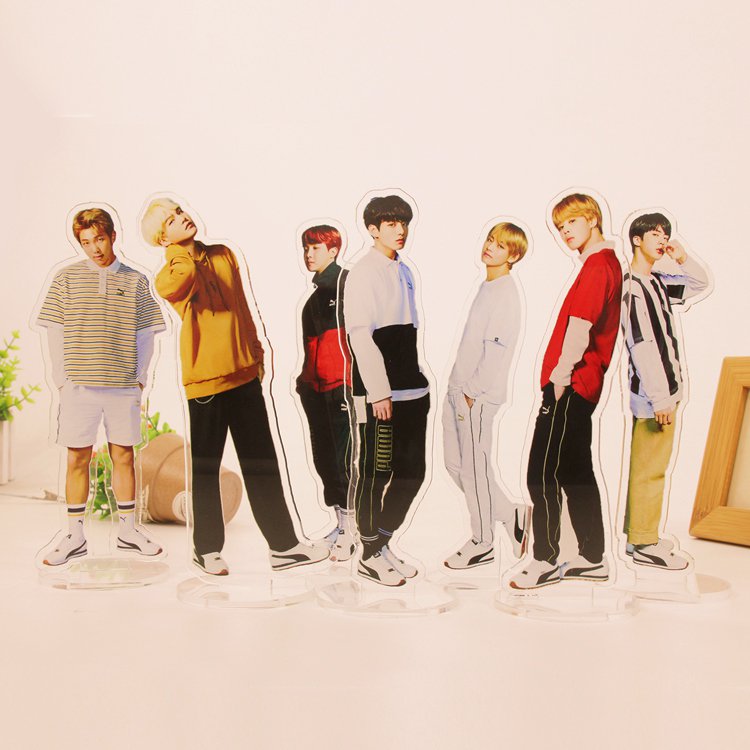 velvetism18's tweet photo. Help RT Plz [Pre-Order]

#BTS Acrylic Stand 
2 Design available 
EACH ♡ RM 15
1 SET ♡ RM 90
International Available &amp; Free Photo cards

#방탄소년단 #BTSLoveMyself #RM #V #SUGA #JIN #JIMIN #JHOPE #JUNGKOOK #ChoiceFandom #BTSArmy #TeenChoice https://t.co/3p4HFXQqDt