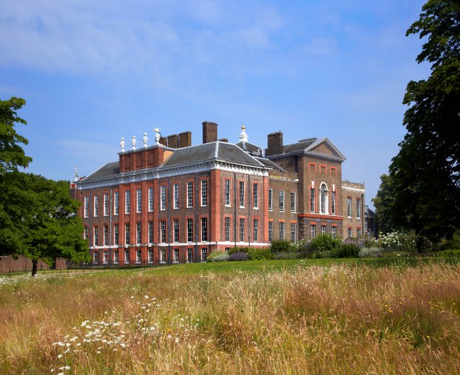 Hospitalityline's tweet photo. Did you know? Kensington Palace can boast of being the birth place of Queen Victoria and official London residence of the Duke and Duchess of Cambridge.
https://t.co/glrEZDJN7I
#HospitalityLine https://t.co/kxB9Cpy2iZ